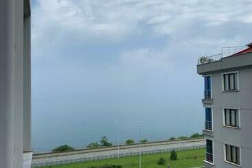 דירות לתיירים Deniz Ve Dağ Manzaralı Daire