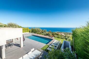 شقق خاصة سياحية Vue Panoramique Sur La Baie De St Tropez