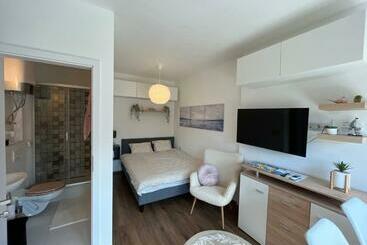 شقق خاصة سياحية Lila Apartman