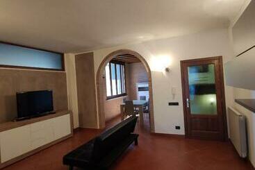 游客公寓 M & M Pinzi Suite Apartment
