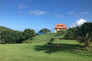 هتل Domaine De L Anse Ramier