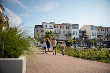 هتل Eemhof By Center Parcs