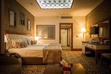 هتل Ramada By Wyndham   Sulaymaniyah Salim Street