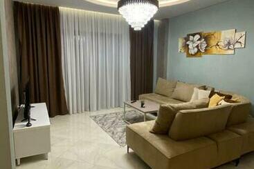 관광객 아파트 Nova Apartaments Qerret