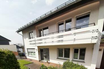 관광객 아파트 Gierske Wohnung