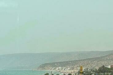 Tourist flats Top Tree Imiouaddar Bay