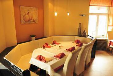 هتل Ristorante Kurtz