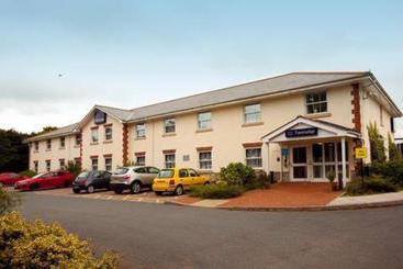 هتل Travelodge Plymouth Roborough