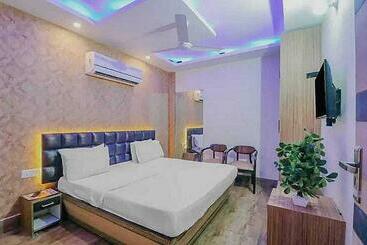 هتل O Vivaan Residency