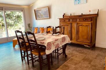 شقق خاصة سياحية Bright Airy Family Style 7 Min Walk To Beach