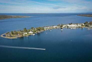 ツーリストアパートメント Metung Akora 2bdrm Apartment 4 Pets And Boats Welcome