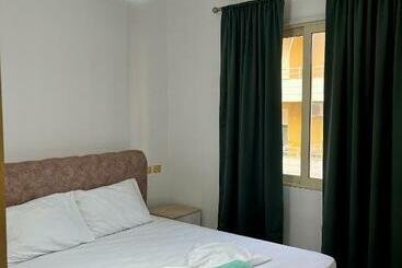 관광객 아파트 Apartament Fieri