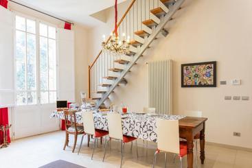 Casa Ilaria Bed & Breakfast