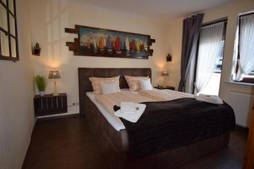 호텔 Ferienwohnung Und Appartementvermietung Haus Kaiser