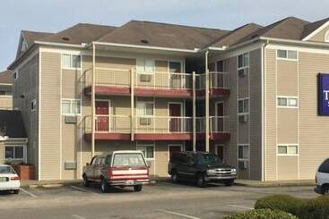 هتل Intown Suites Extended Stay Dothan Al