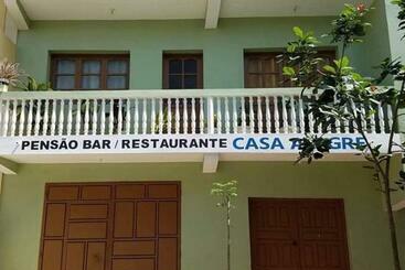 تختخواب و صبحانه Casa Alegre