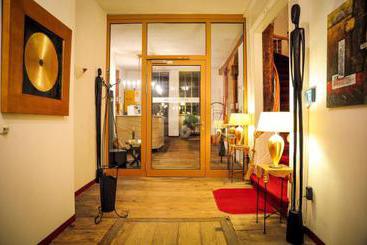 هتل Haus Wullfcrona