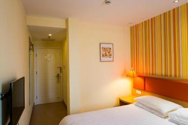 هتل Home Inn Tianjin Dongli Yuejin Road