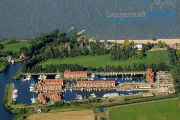 酒店 Lagunenstadt Am Haff Gmbh