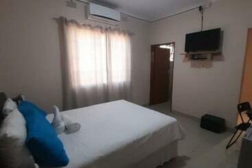 مبيت وإفطار Amariah Guesthouse   Kazungula