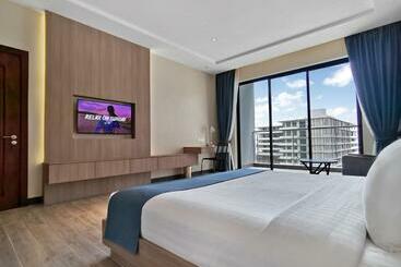Riva Hotel Shv