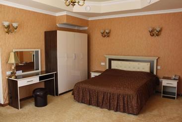 Diana Hotel