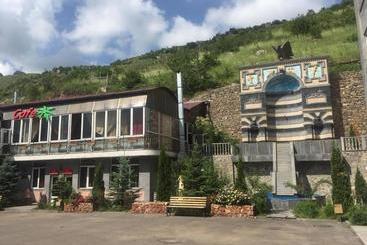 Diana Hotel