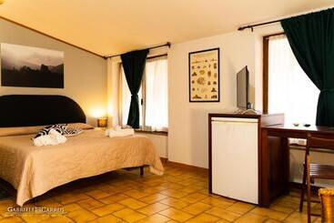 펜션 Murahera Guest House