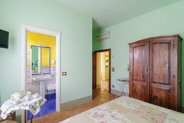 בית מלון כפרי Albergo Da Annita   Room Only
