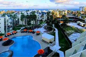 هتل آپارتمان Bahia Mar Solare Tower 6th Floor Bayview Condo 2bd 2ba With Pools