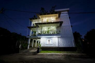 호텔 Umah Santi Residence
