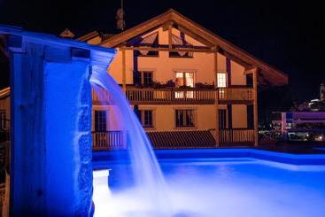 Holidays Dolomiti Apartment Resort