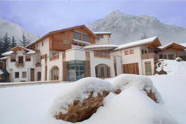 فندق Castelir Suite
