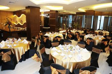 هتل Golden Tulip Galaxy