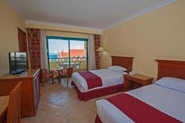 Sun & Sea Hotel And Aqua Park   Hurghada
