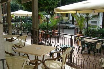 בית מלון כפרי Mucciolini