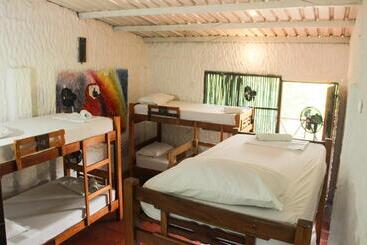 هتل Praba Hostel