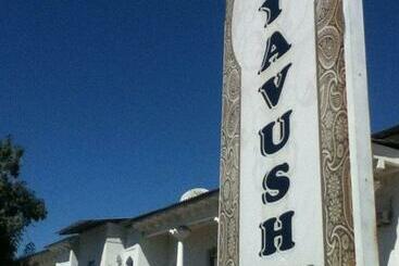 בית מלון כפרי Siyavush