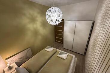 דירות לתיירים Travel Studio