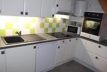 ツーリストアパートメント Maison De 2 Chambres Avec Jardin Clos A Leucate