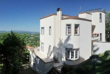 민박 Camere Villa Isa