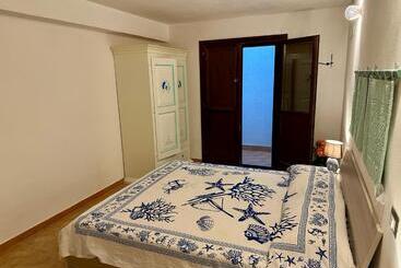 관광객 아파트 Villa Lotty A 5 Minuti A Piedi Dal Mare