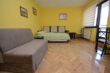 آپارتمانهای توریستها Vrnjački Borovi