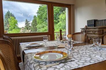 آپارتمانهای توریستها Le Vintage Grand Appartement 4 étoiles Avec Jardin Proche Du Lac