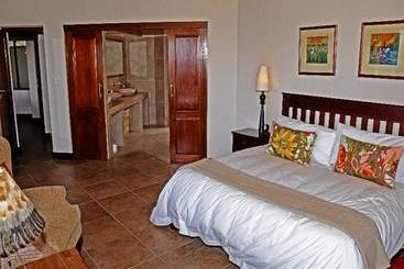 Bezweni Lodge