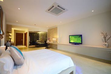 هتل Wanaburi