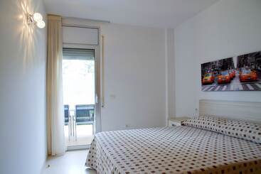 Appartment Rentalmar Paradise Families Only Con Parking