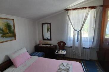 بنسيون къща за гости солакови