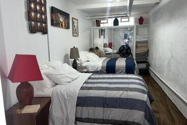 דירות לתיירים Getsemany Chicago Beautiful City