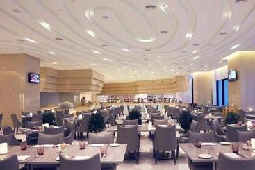 هتل Sky D Mont Suites
